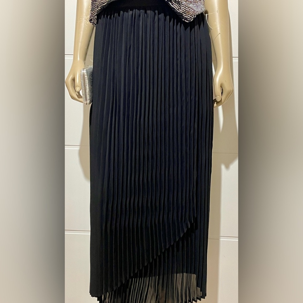Joie Black Flowy Pleated Skirt